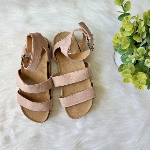 Art Class Agatha Ankle Buckle Footbed Platform Pink Espadrille Sandals Size 4Y - Picture 11 of 12